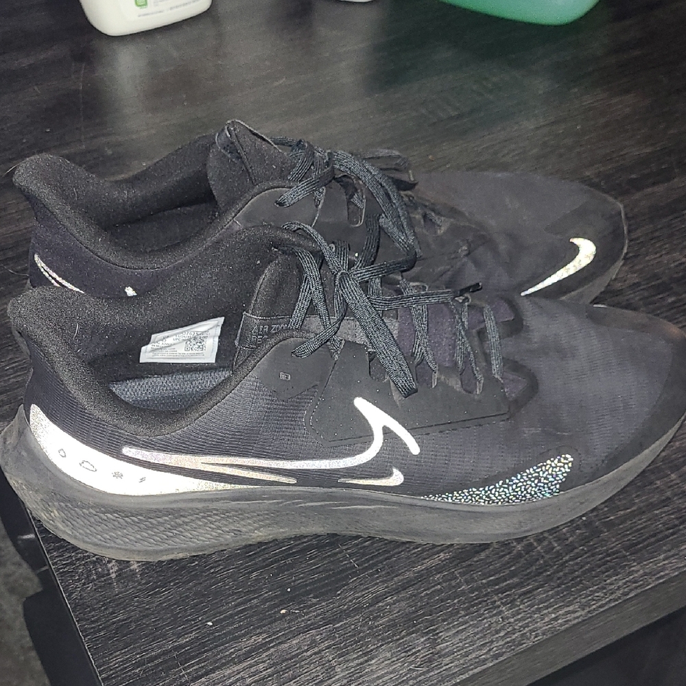 Nike Black PEGASUS 39